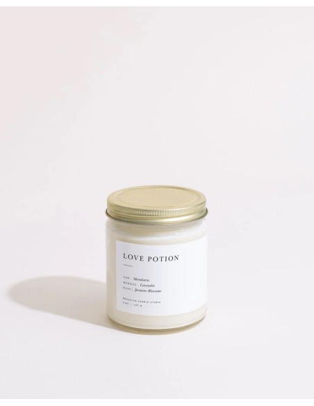 Vela Minimalist Love Potion