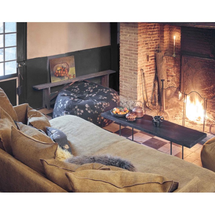 Coffe Table Along Black