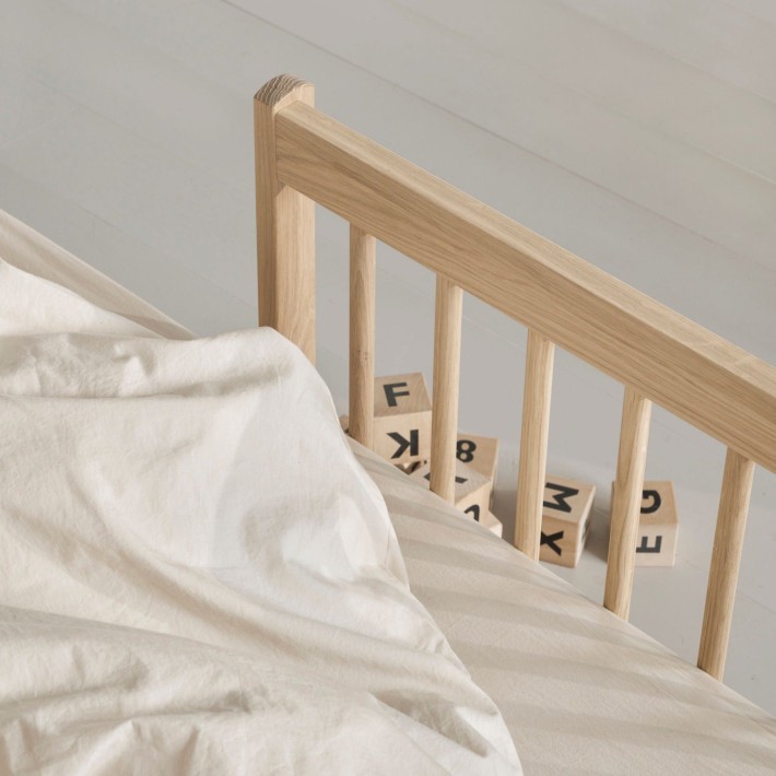 Wood Mini + Junior Bed Roble Natural