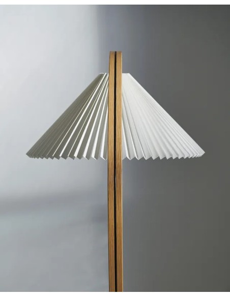 Lámpara de pie Timberline