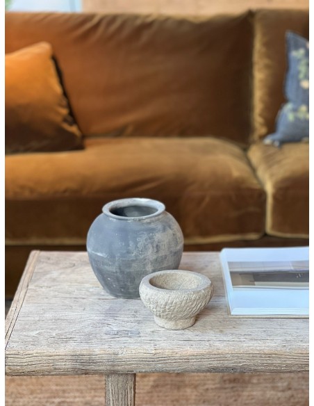 Mortero de Piedra Vintage