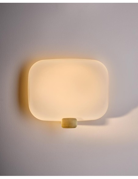 Light Me Tender Horizontal