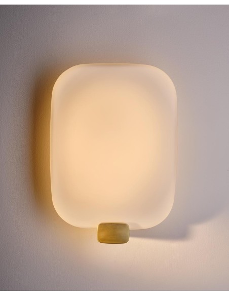Light Me Tender Vertical