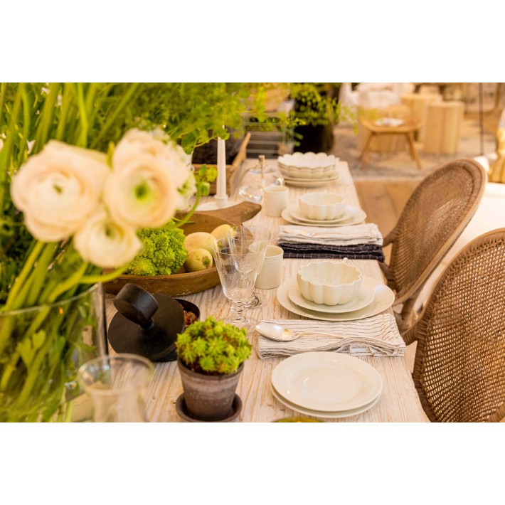 Pure Dining Table