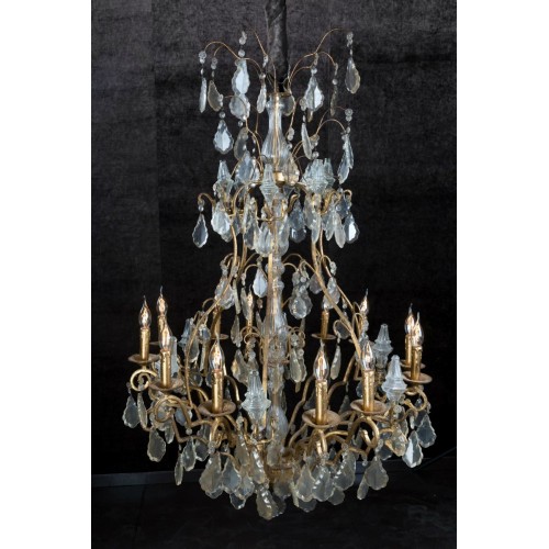 Chandelier Alexa 2