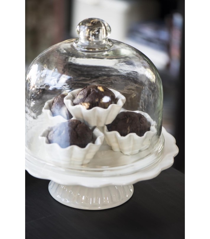 Plato blanco con pie