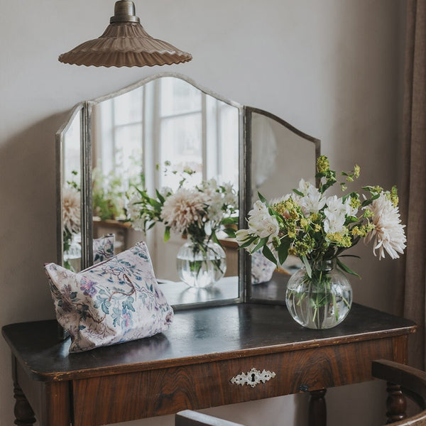 Espejo de tres pliegues en acabado plata antigua