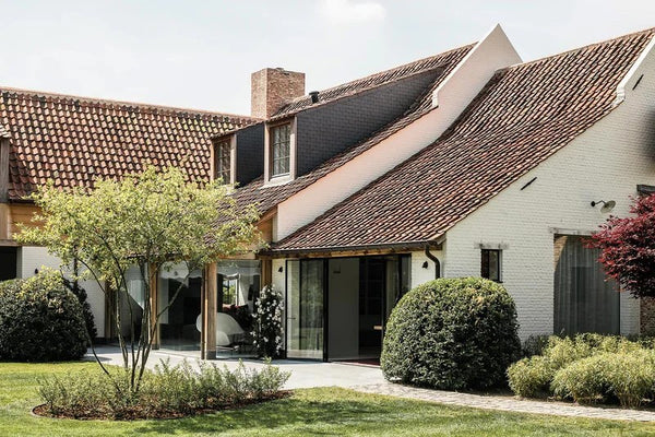 AM Designs Monografía de interiores atemporales