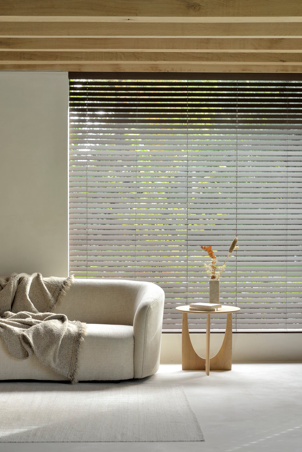 Mesa Geometric Roble