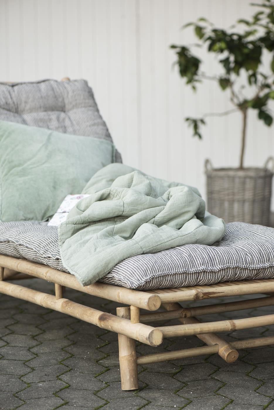 Colchón rayas crema/negro