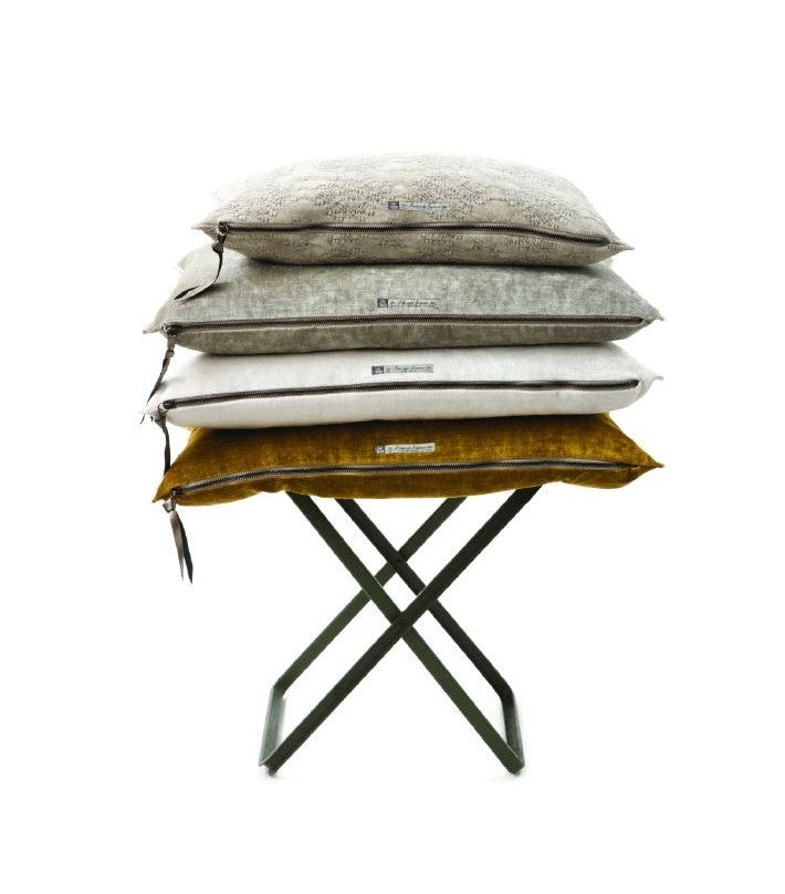 Cojín Vice Versa Jacquard Stone Washed Kilim Charbon