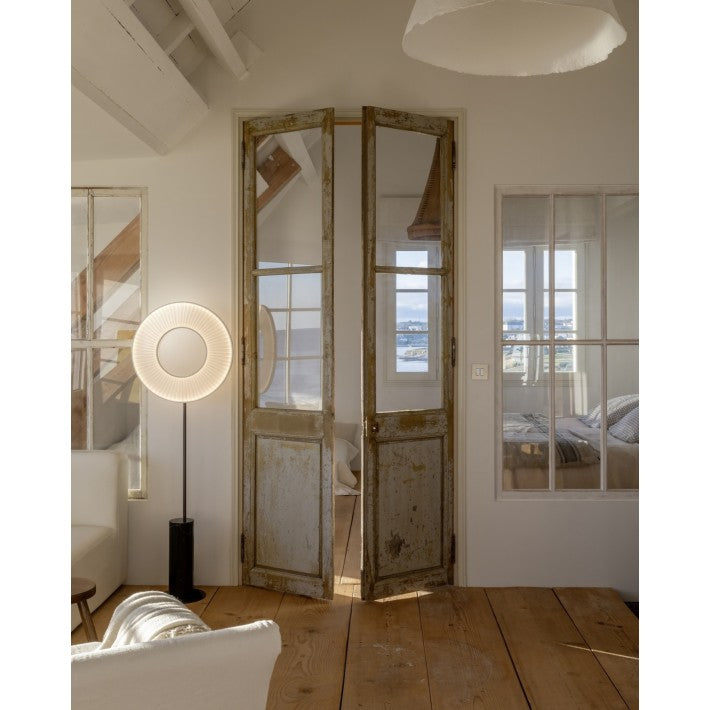 Lámpara de pie, Iris Totem 60, Mármol