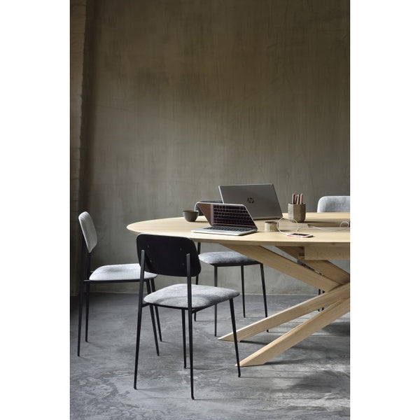 Mesa de reunión Mikado oval