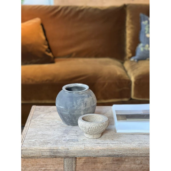 Mortero de Piedra Vintage