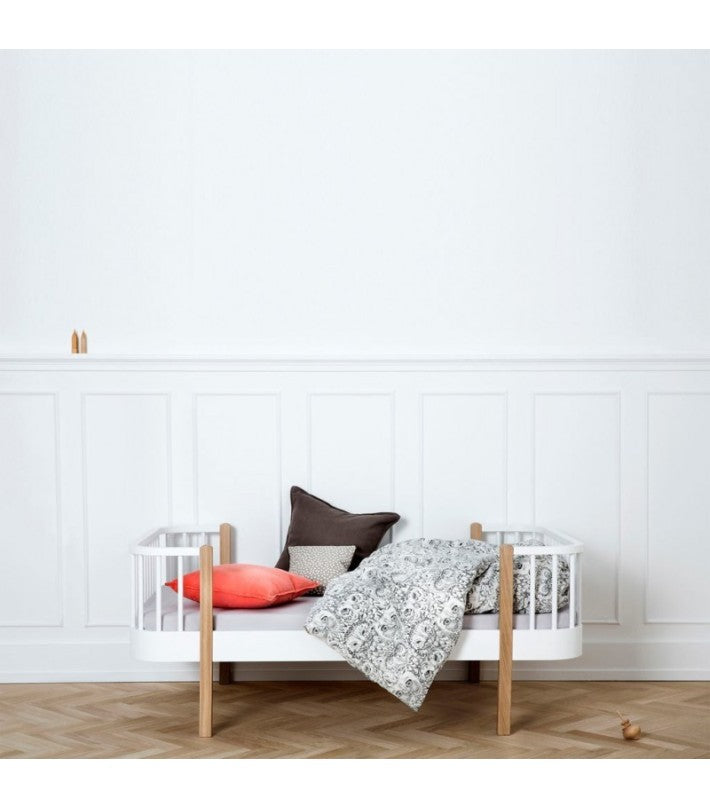 Cama Junior de Madera Blanca/Roble