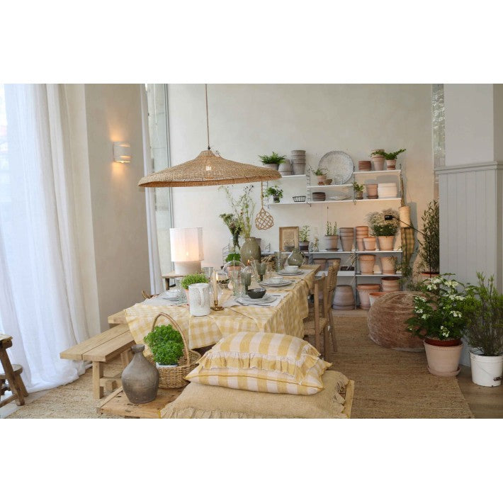 Silla de roble con respaldo de ratán