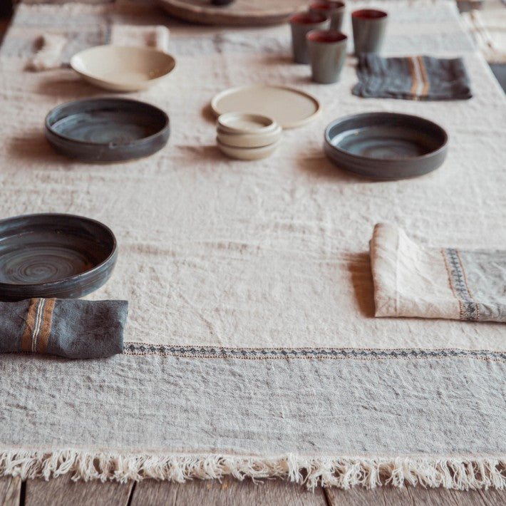 Mantel The Belgian Table Ioullida