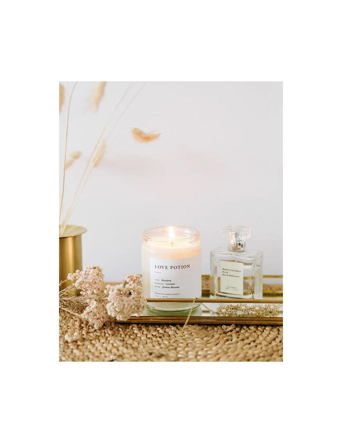 Vela Minimalist Love Potion