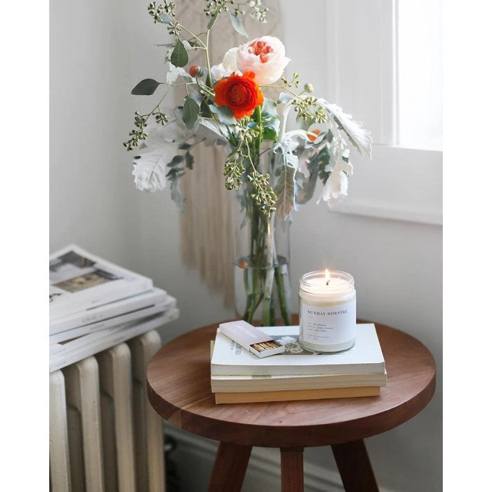 Vela Minimalist Sunday Morning