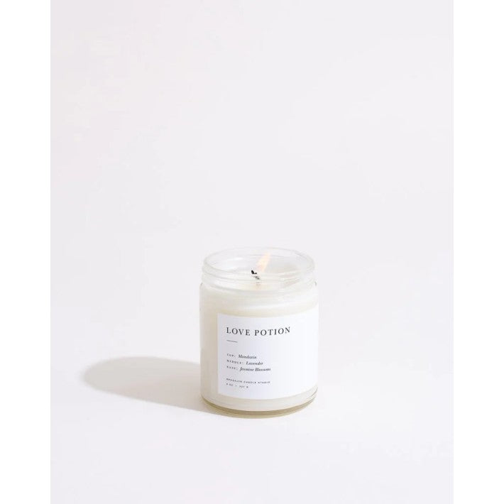 Vela Minimalist Love Potion